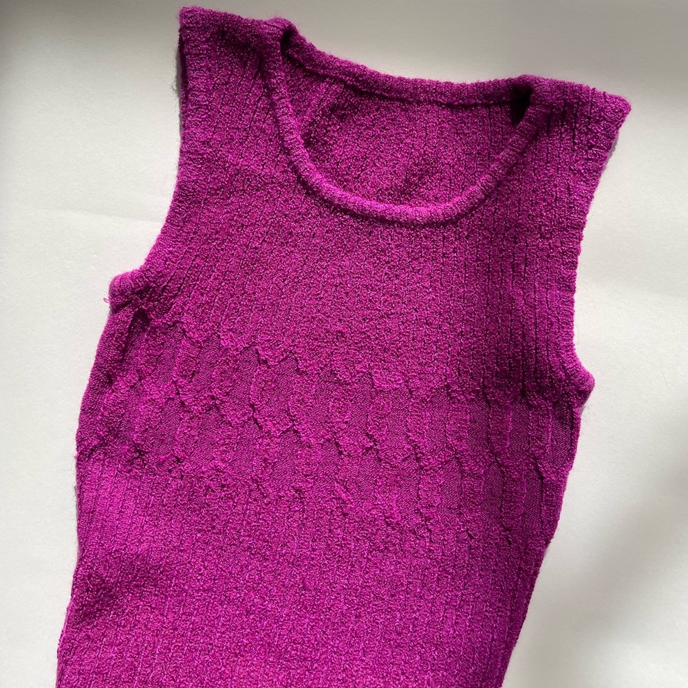 Cute classy knit tank top in a fuschia color